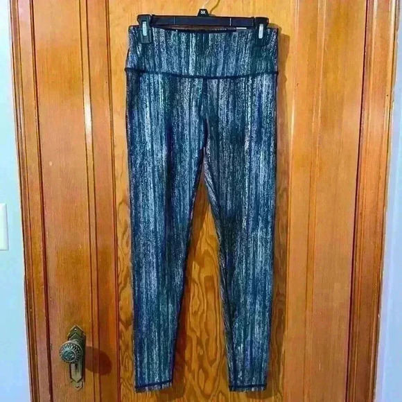 PINK Victoria Sport Full Length Black and Gray Leggin2/$20 - Picture 1 of 4